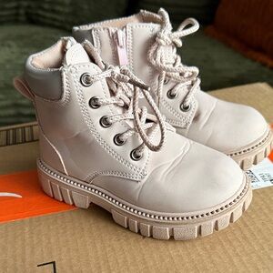 Stylish Pink Women's Boots